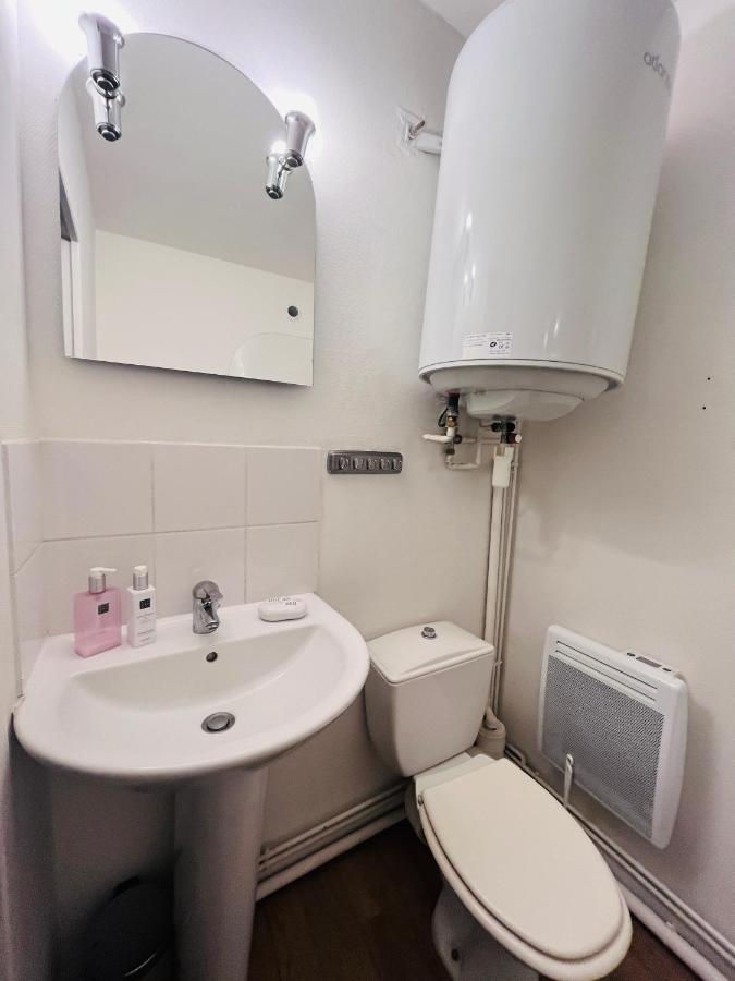 Studio Neuf Au Calme Proche Gare Maritime - 7 Min Apartment Nantes Exterior foto